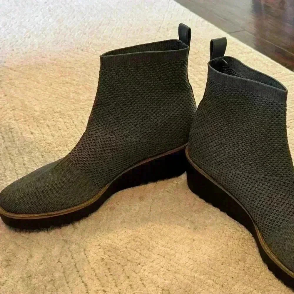 Bandolino Knit Dark Gray Wedge Ankle Booties 10